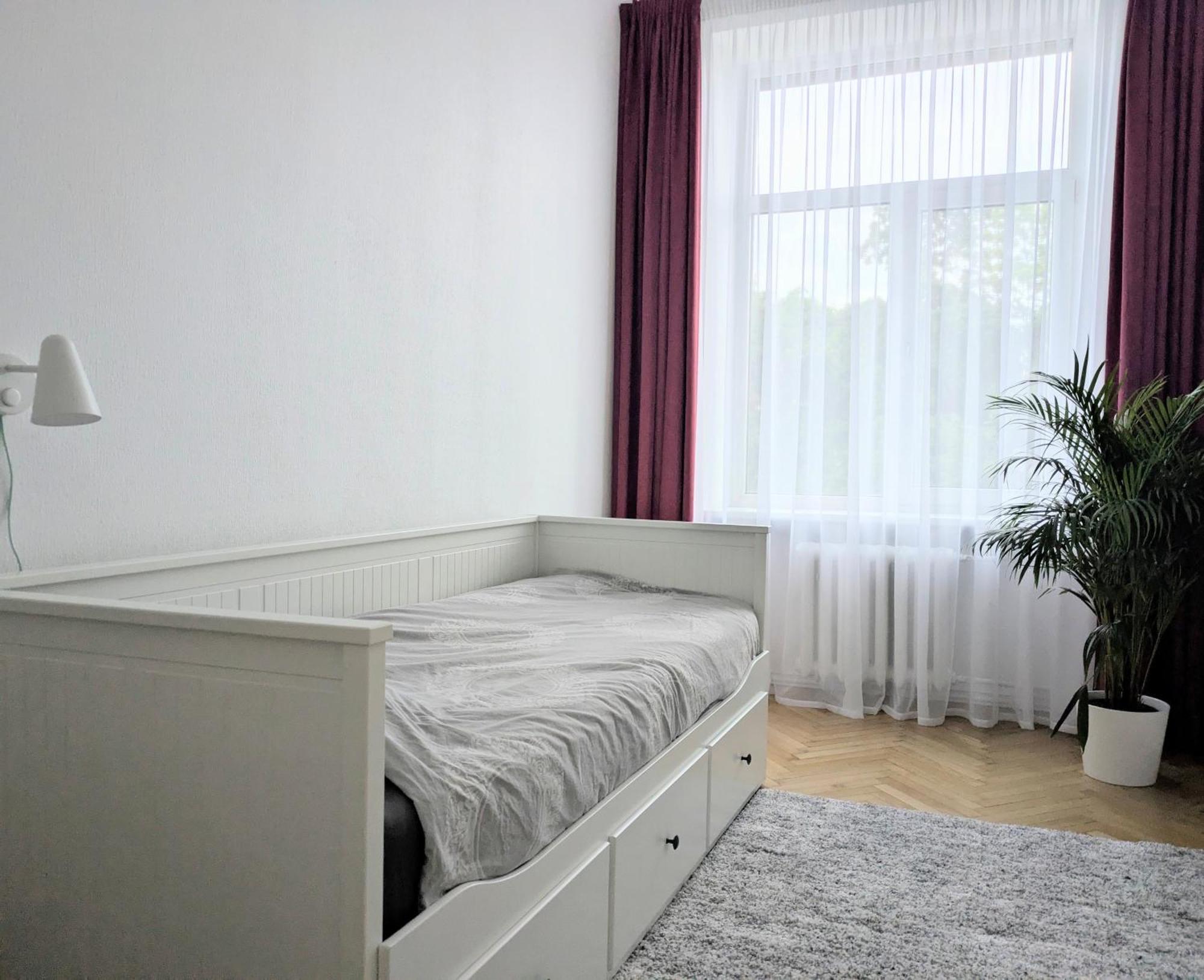 Bright Apartment, 3-bedrooms, Free Parking Lägenhet Riga